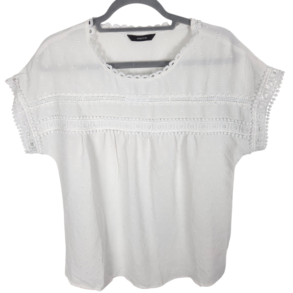 Dokotoo White Lace Women's Crop Top